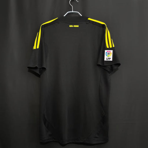 Real Madrid Yellow Goalkeeper Retro 2011/12