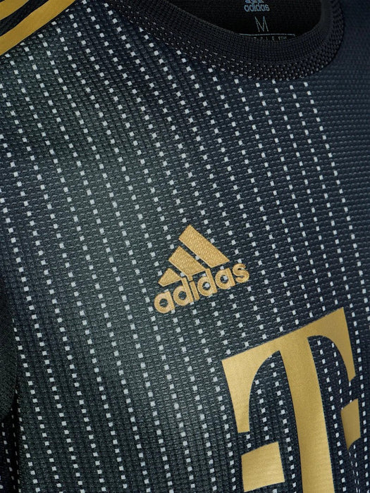 FC Bayern Munchen 21/22 Away Kit